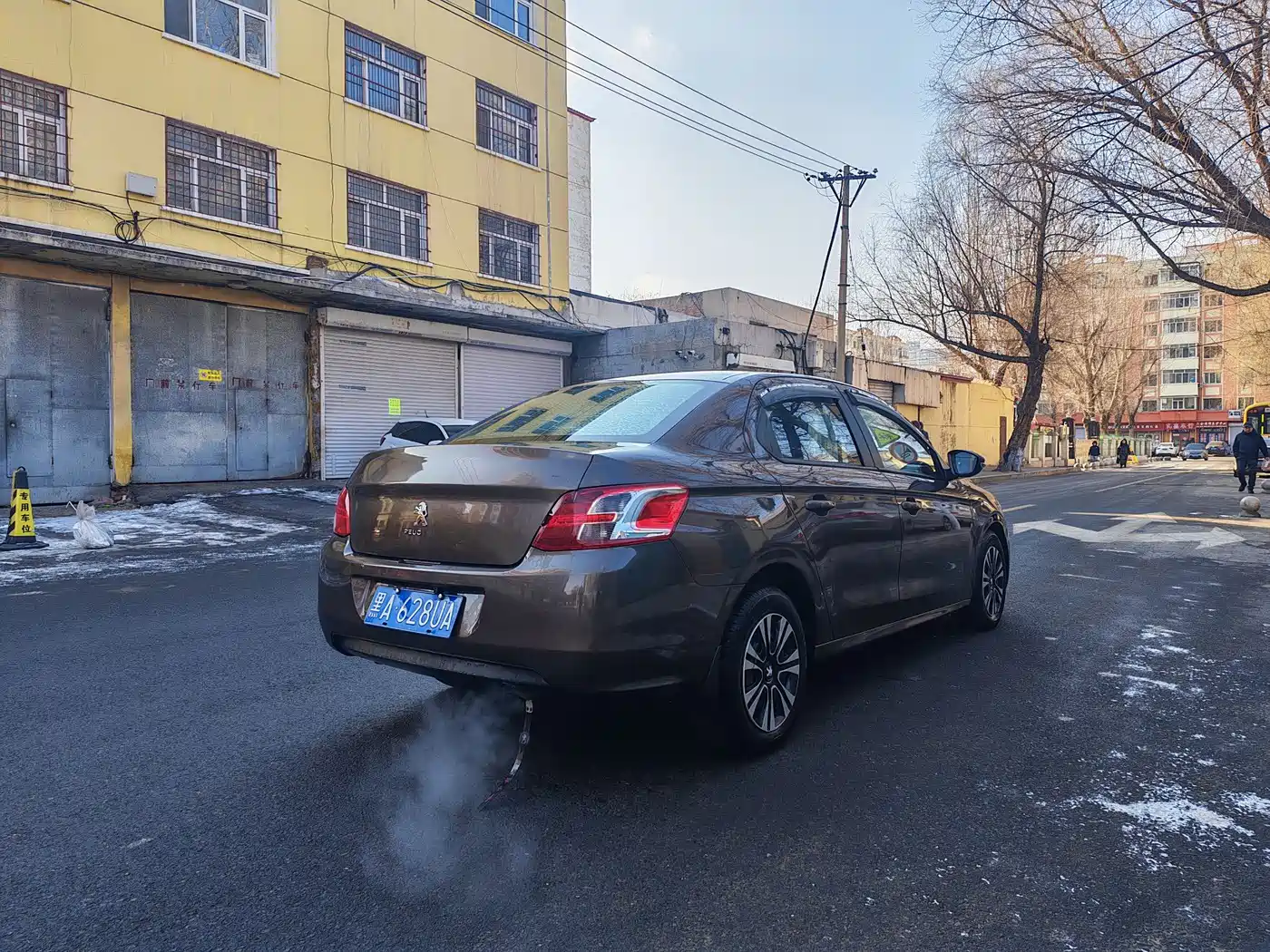 Peugeot 301 2014 1.6L Automatic Comfort Edition фото 4