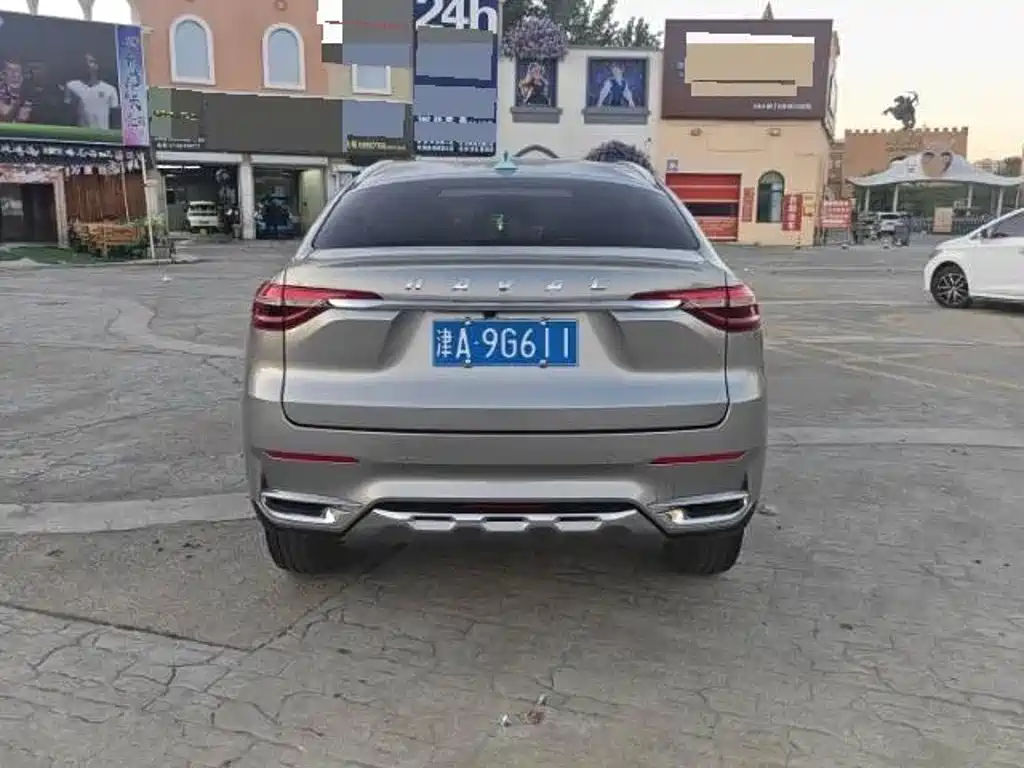 Фото 5 - Haval F7x
