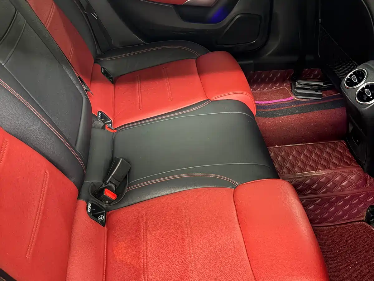 Mercedes-Benz A-Class AMG 2022 Model AMG A 35 L 4MATIC Blazing Night Special Edition фото 10