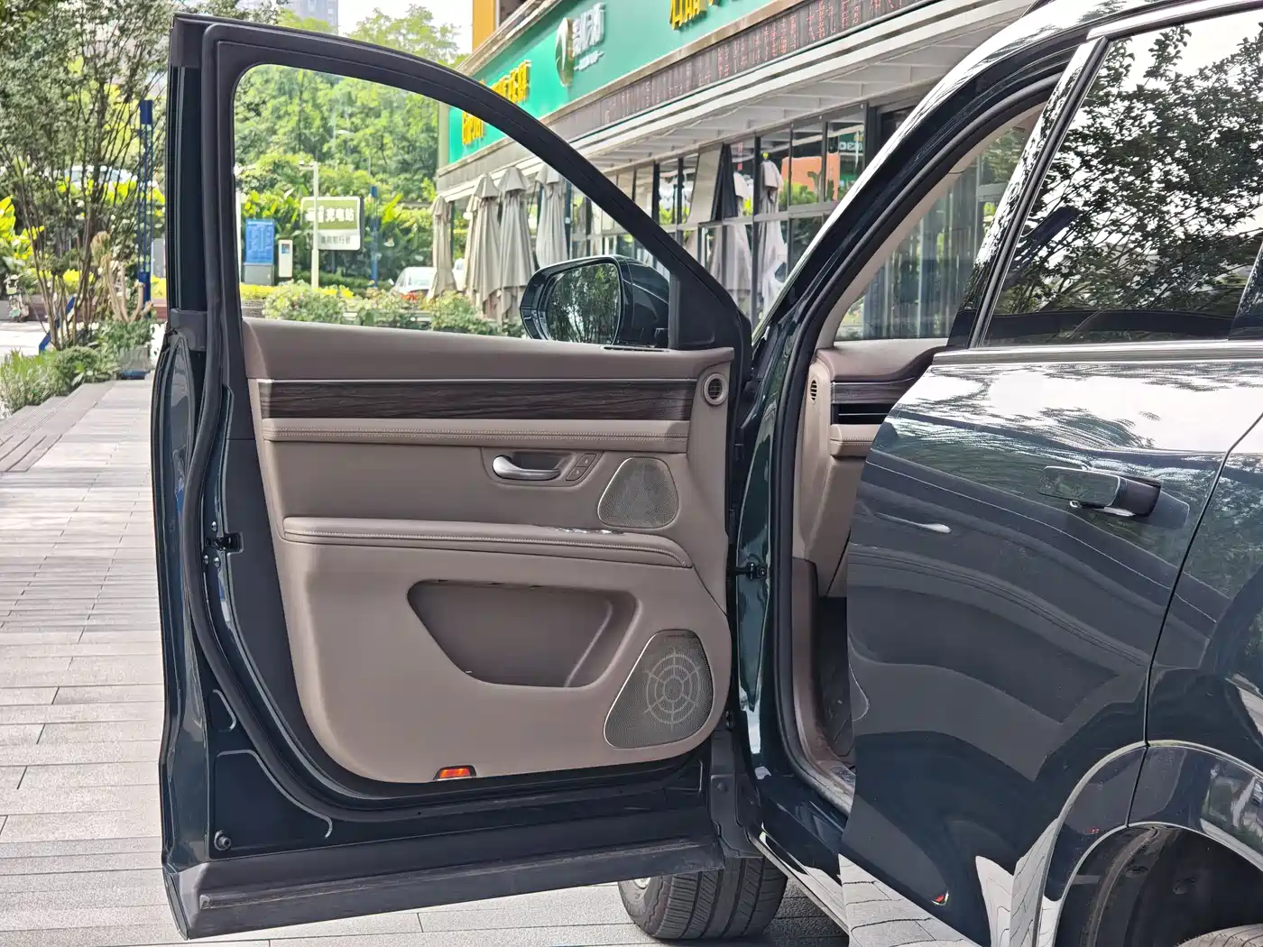 AITO Wenjie AITO M7 2024 1.5T Smart Drive 4WD Ultra 5-seater фото 23