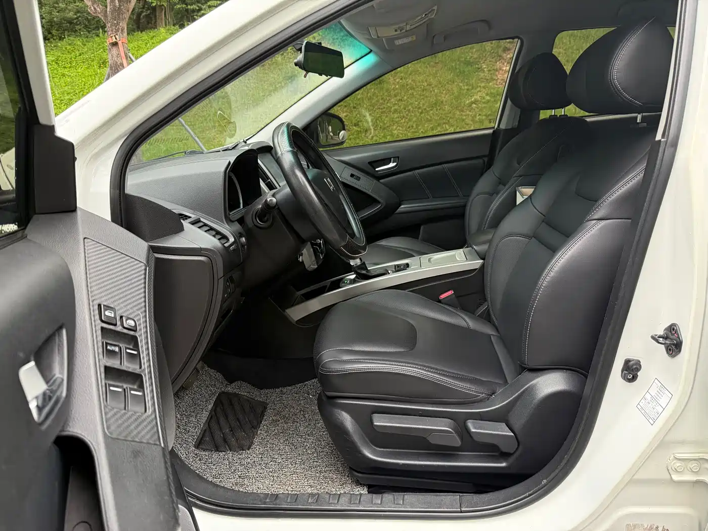 Luxgen U6 SUV 2016 2016 1.8T Fashion Value