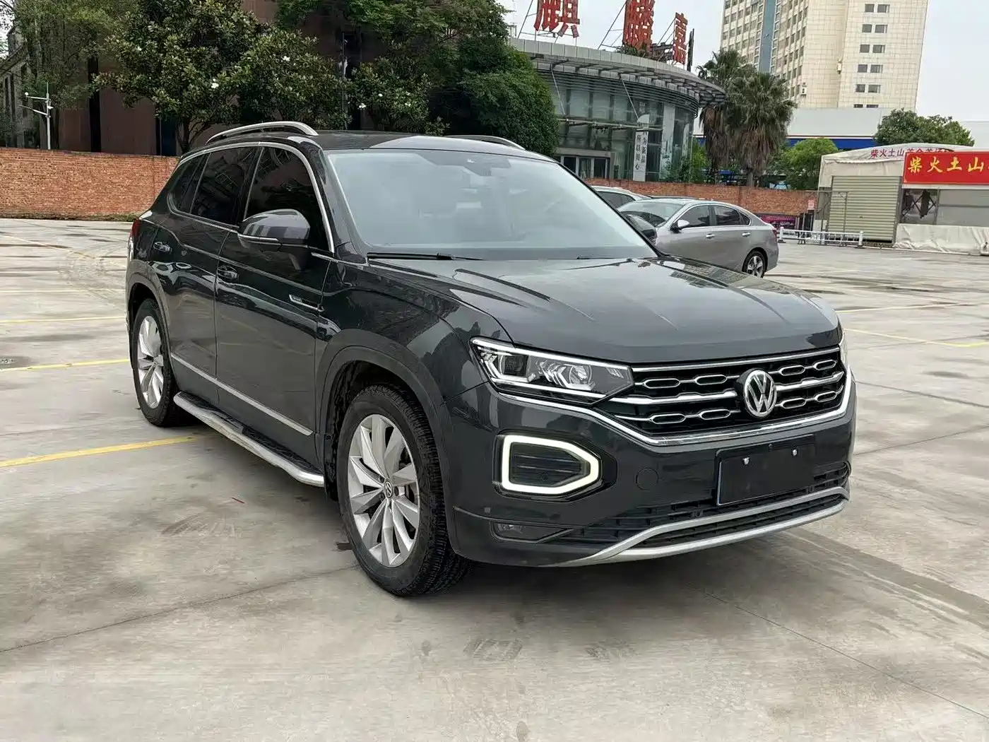 Volkswagen Tayron 2021 380TSI 4WD R-Line Smart Connect фото 3