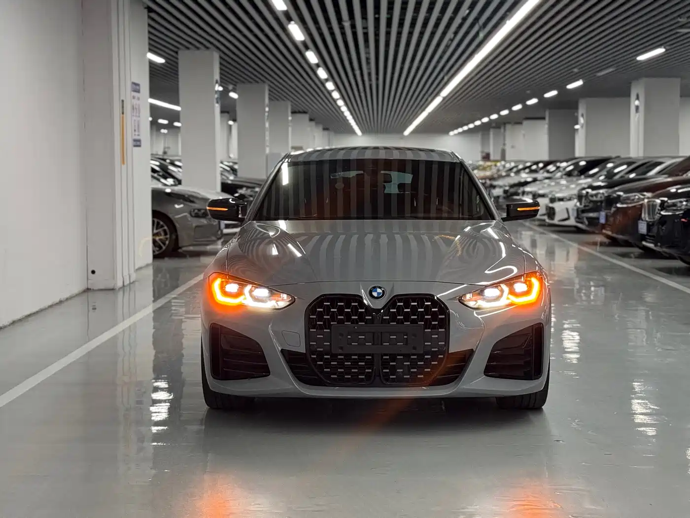 BMW 4 Series 2023 425i Gran Coupe M Sport Shadowline Package фото 2