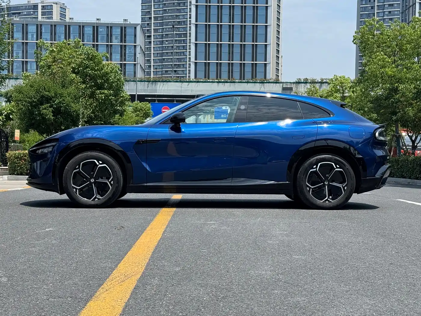Xiaomi Auto Xiaomi YU7 2025 Extended Range RWD Edition фото 5