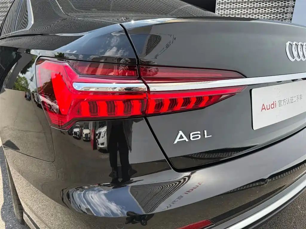 Audi A6L 2024 45 TFSI quattro Premium Dynamic фото 17