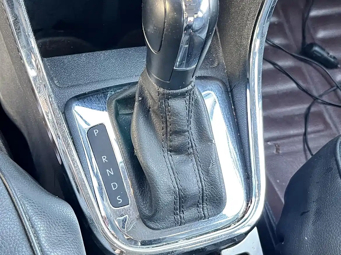 Volkswagen Jetta 2015 1.6L Auto Comfort фото 13
