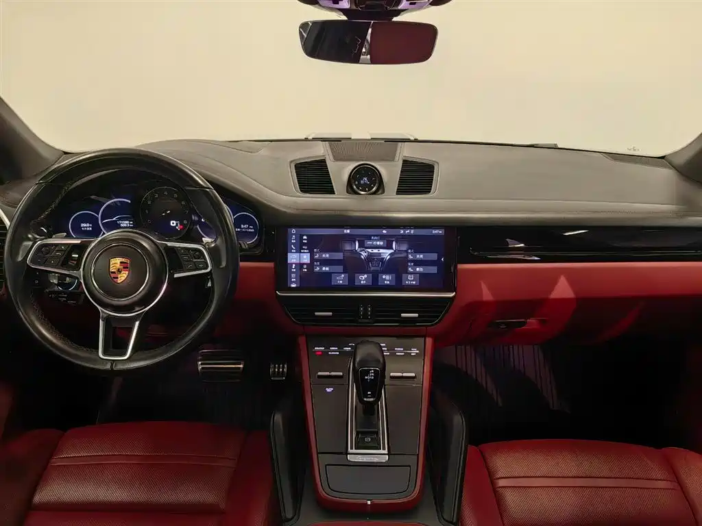 Photo 10 - Porsche Cayenne