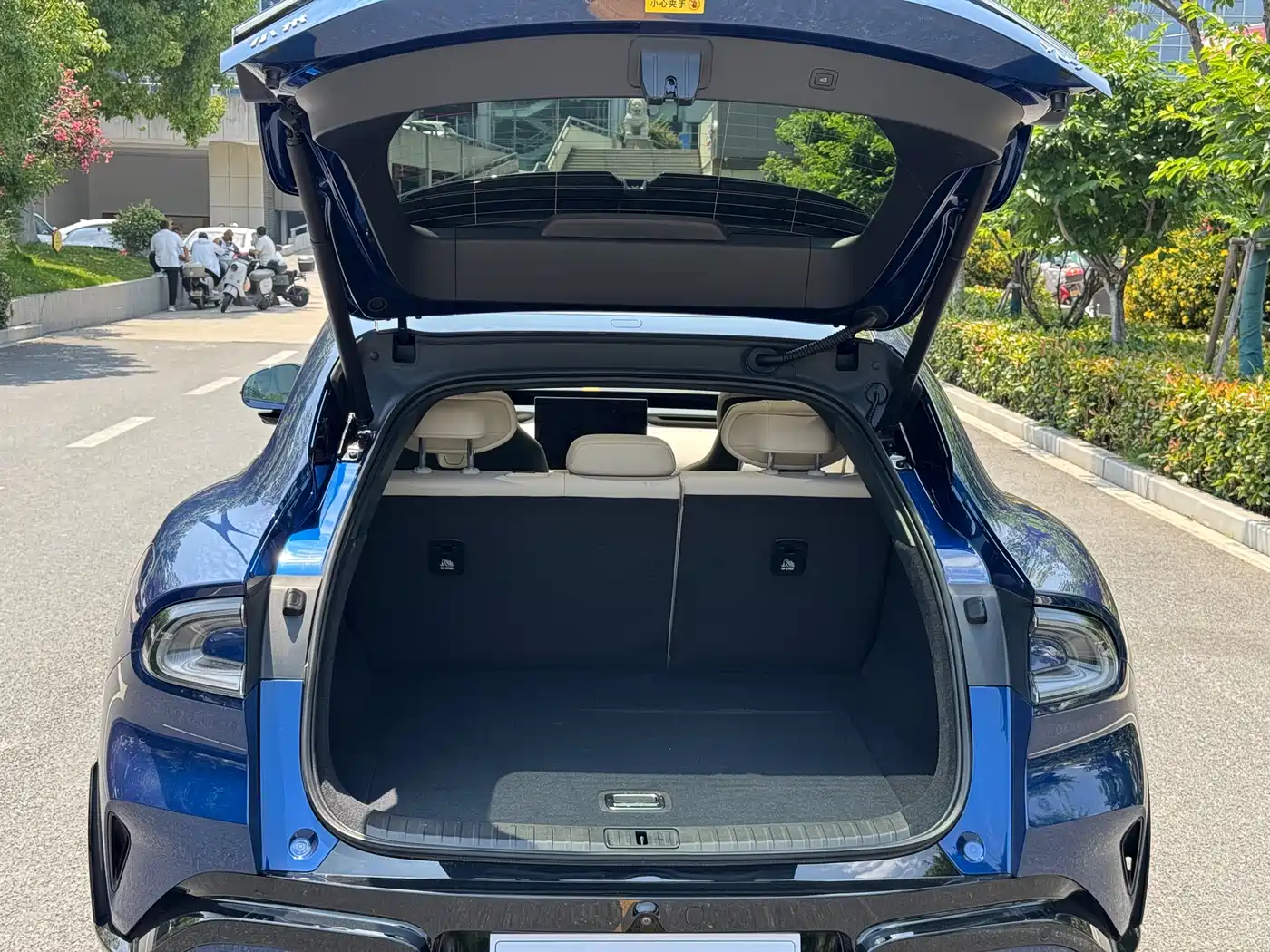 Xiaomi Auto Xiaomi YU7 2025 Extended Range RWD Edition фото 16
