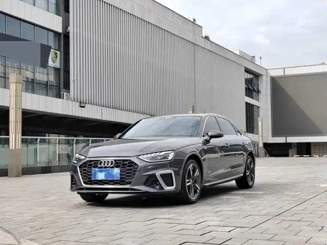 Audi A4L 40 TFSI, Комфортная жизнь