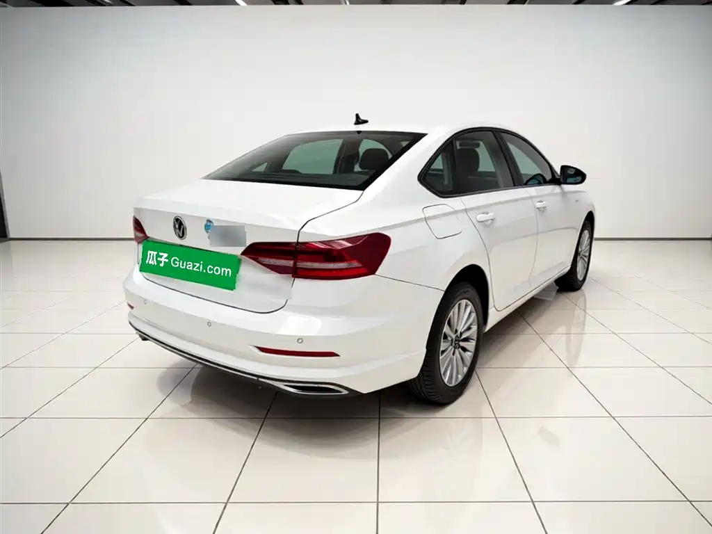 Volkswagen Lavida 2021 1.5L Auto Comfort Edition фото 5
