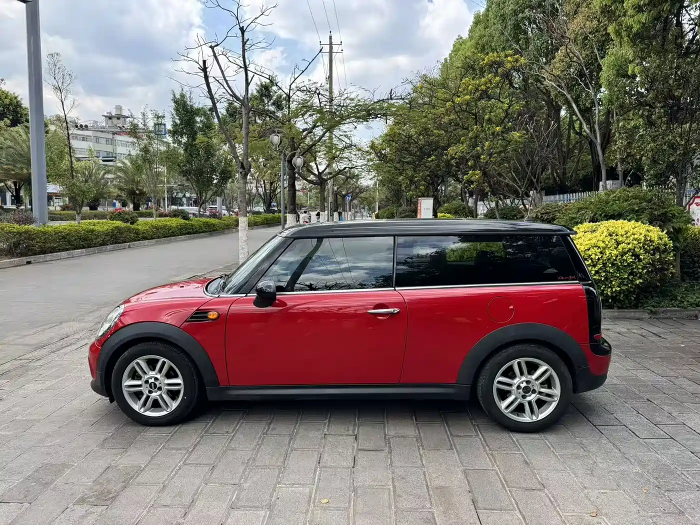 MINI CLUBMAN 2014 2011 1.6L COOPER Fun