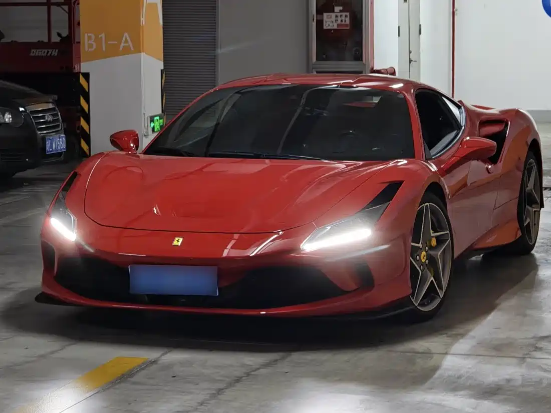 Ferrari F8 2021 2019 Tributo 3.9T V8