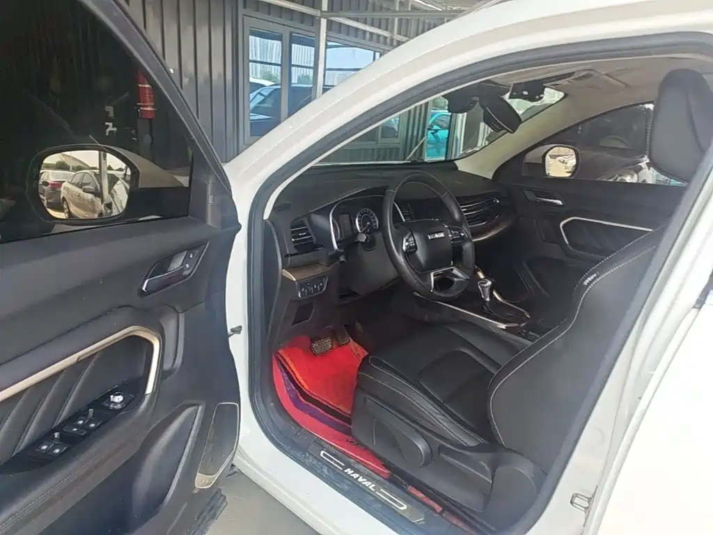 Photo 16 - Haval H6