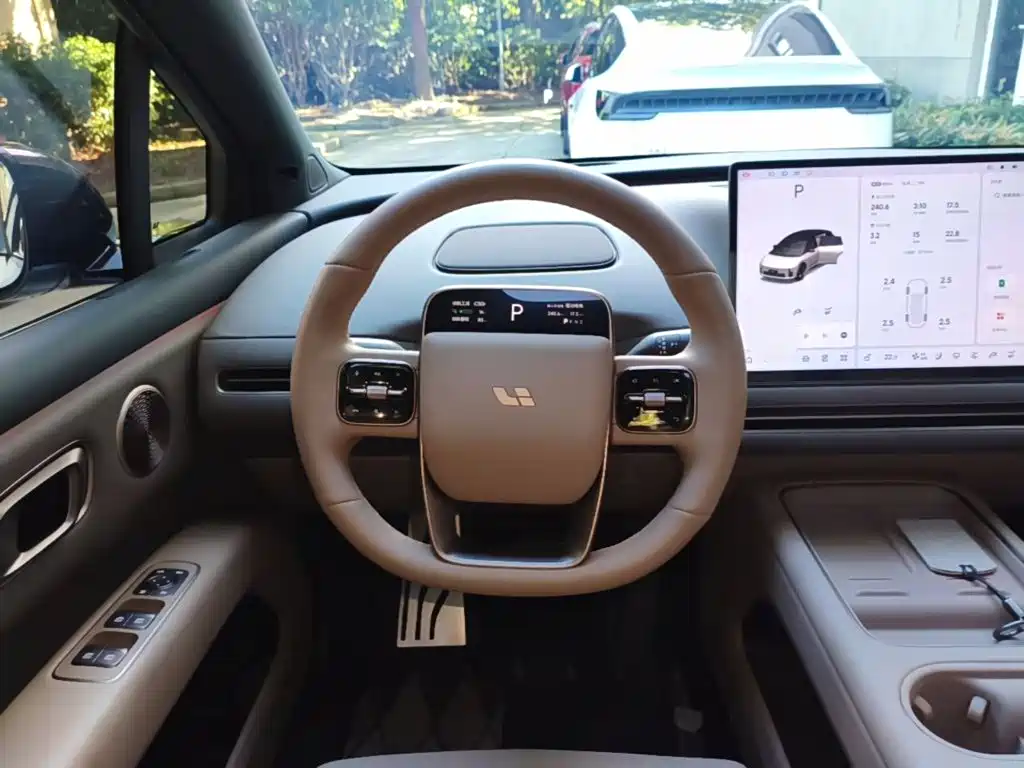Li Auto i6 2026 2025 4WD Base Model