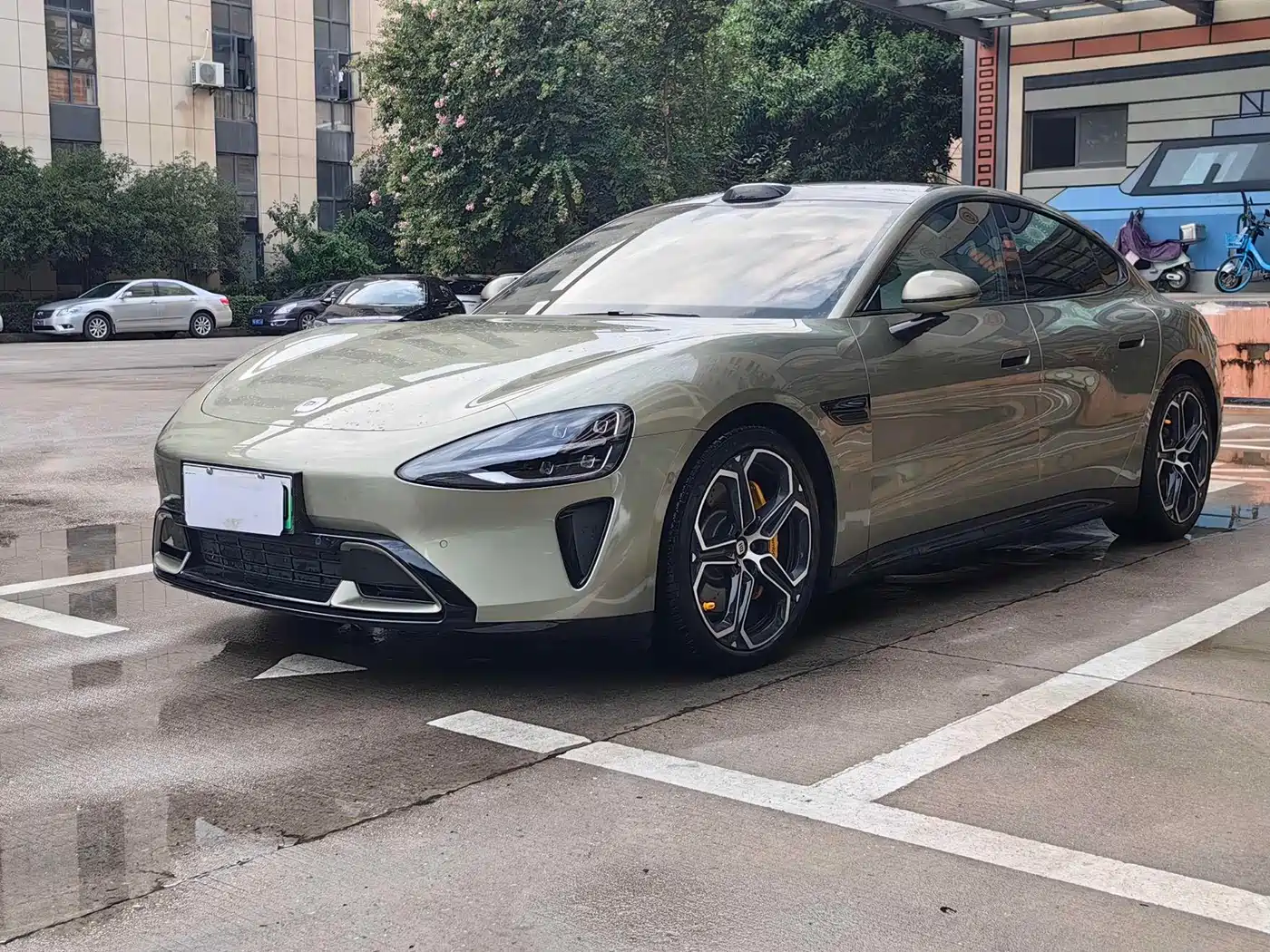 XIAOMI CAR XIAOMI SU7