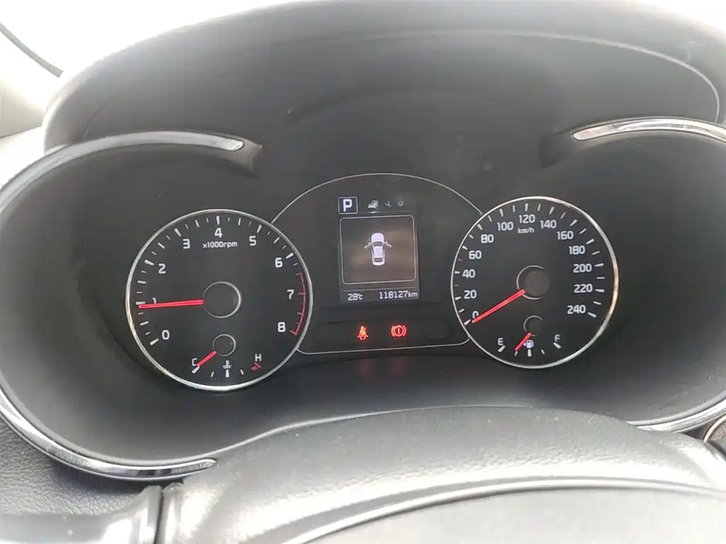 Kia K3 2016 1.6L Automatic GLS фото 12