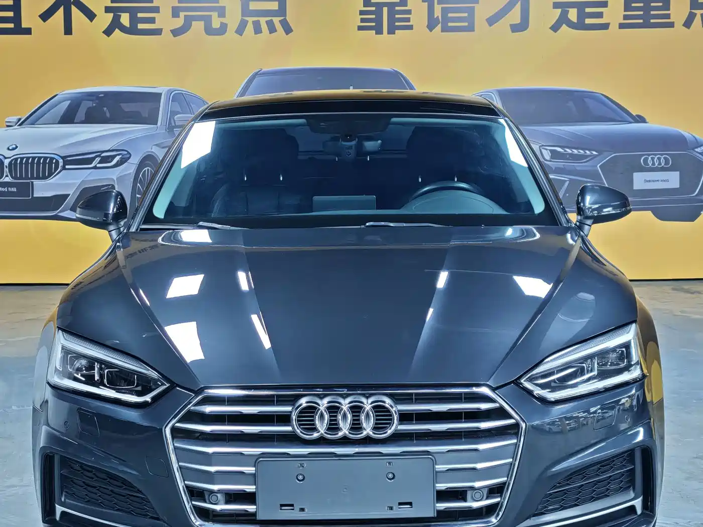 Фото 2 - Audi A5 (Import)