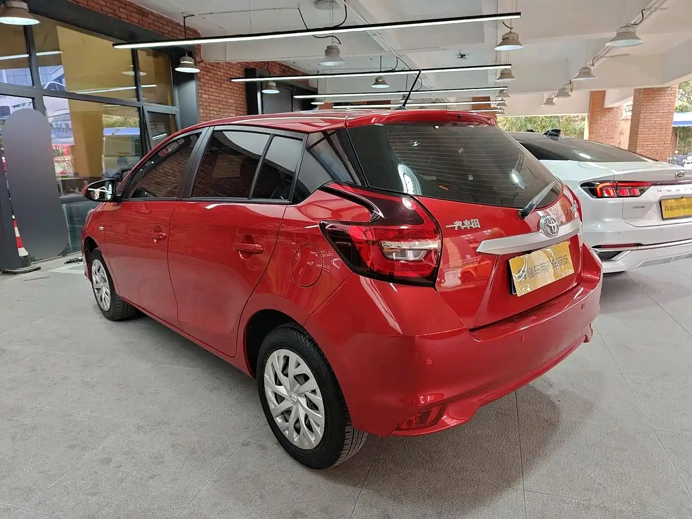Toyota Vios FS 2021 1.5L CVT Fengchi Edition фото 3