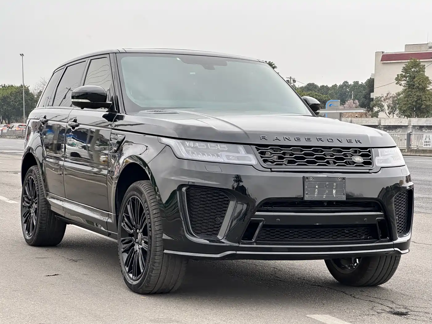 Land Rover Range Rover Sport фото 3