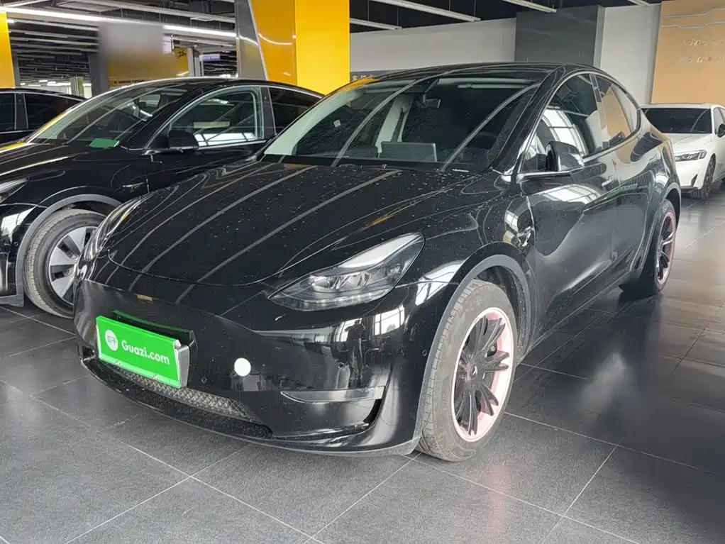 Tesla Model Y 2023 Long Range All-Wheel Drive Edition