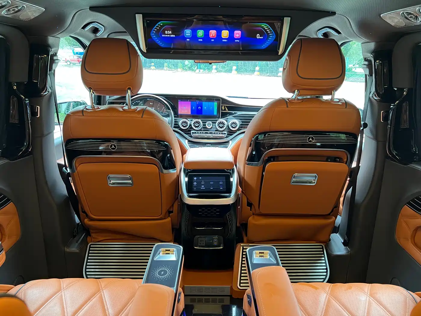 Mercedes-Benz Vito 2023 2.0T Business 7-Seater фото 13