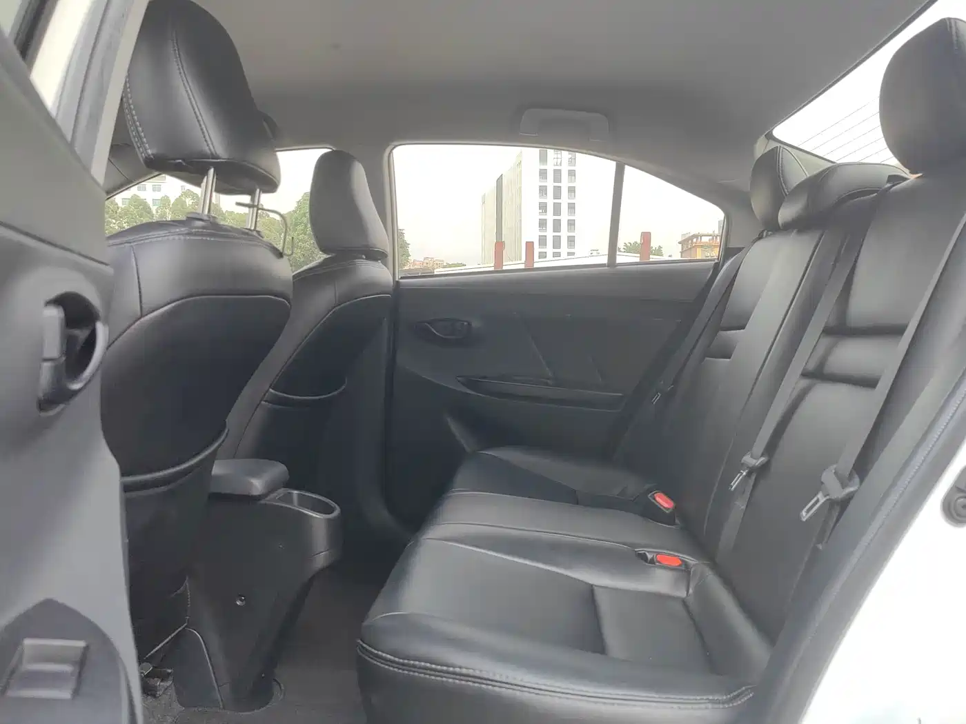Toyota YARiS L Zhi Xiang 2019 2019 1.5E CVT Charming China VI