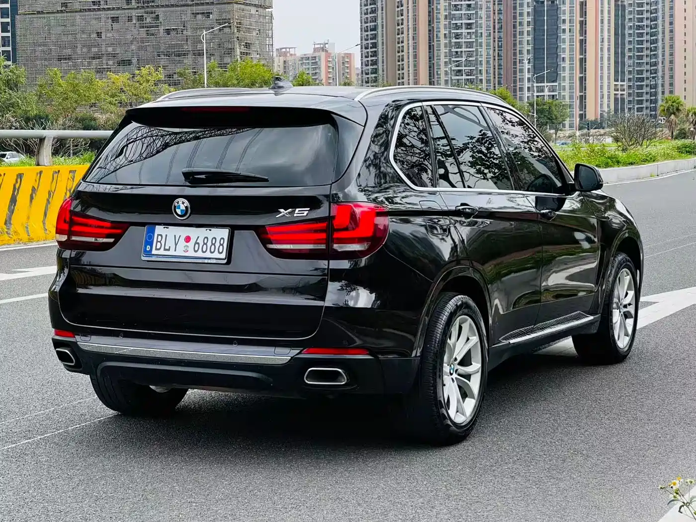 BMW X5 (Import) 2017 xDrive35i Elegance фото 6