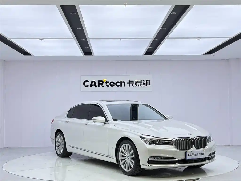 BMW 7 SERIES