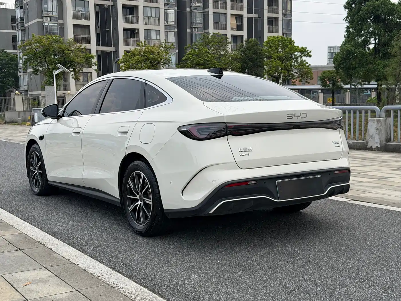 BYD Seal 06 New Energy 2025 2025 DM-i Smart Drive Edition 120KM Luxury