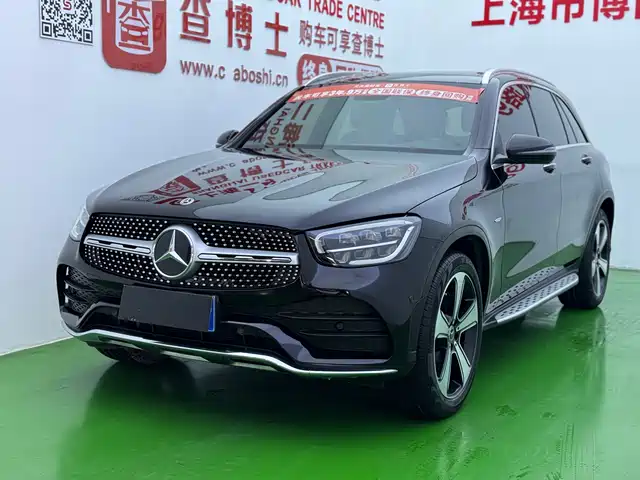 MERCEDES-BENZ GLC