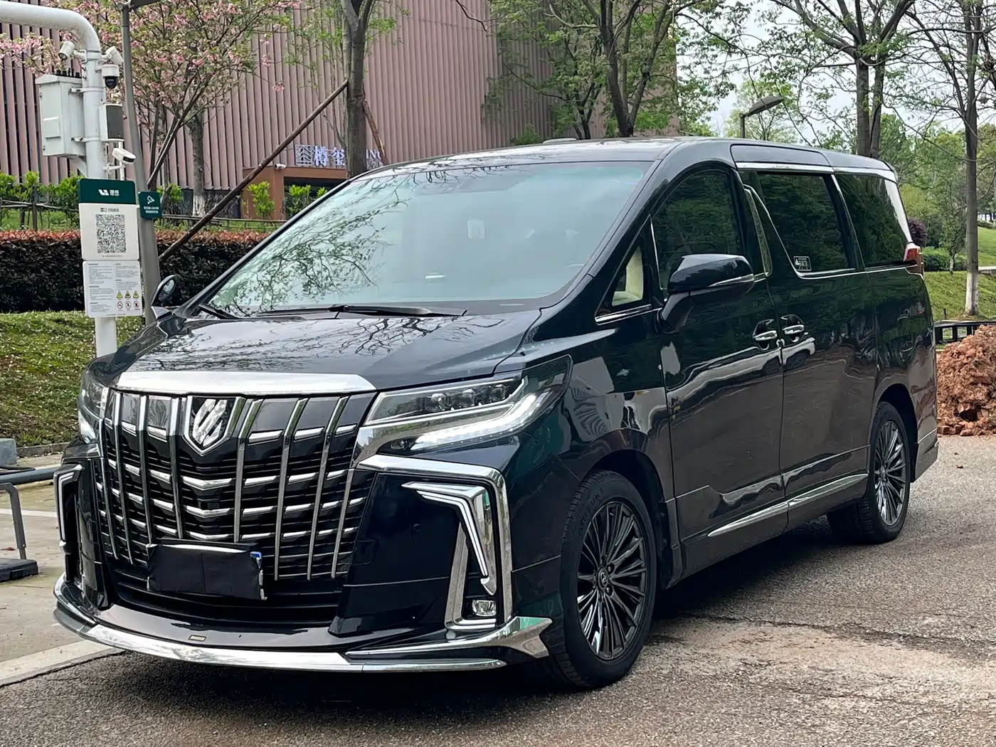 Toyota Alphard 2011 3.5L Luxury Edition