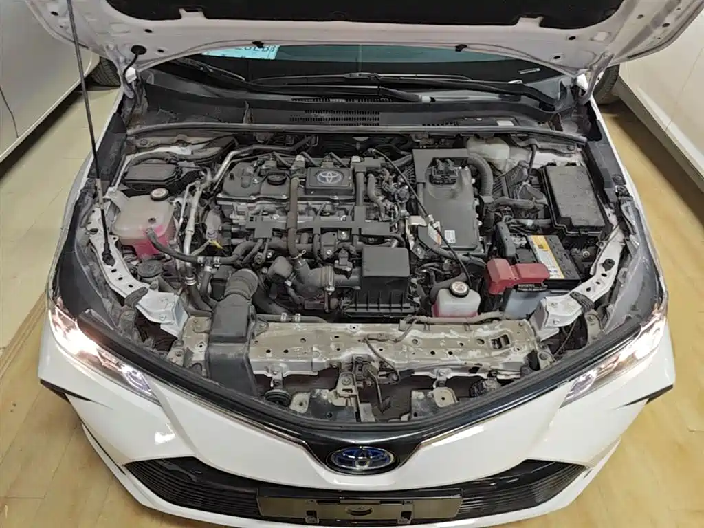 Toyota Corolla 2021 Hybrid 1.8L E-CVT Elite Edition фото 20