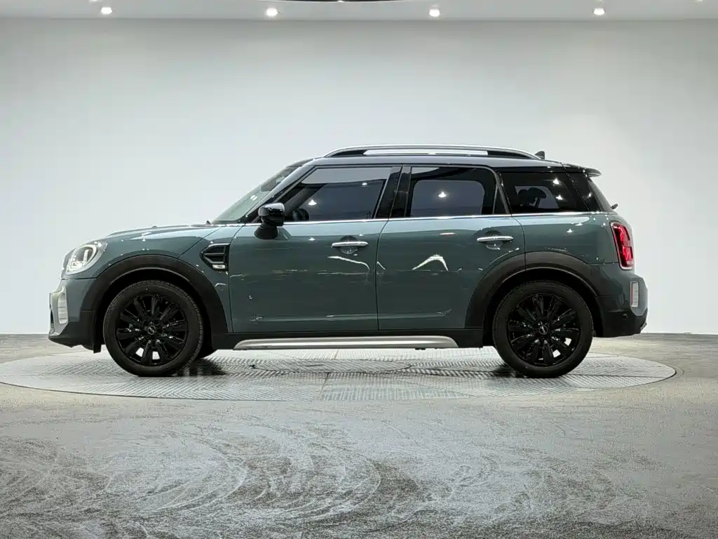 Фото 4 - MINI COUNTRYMAN