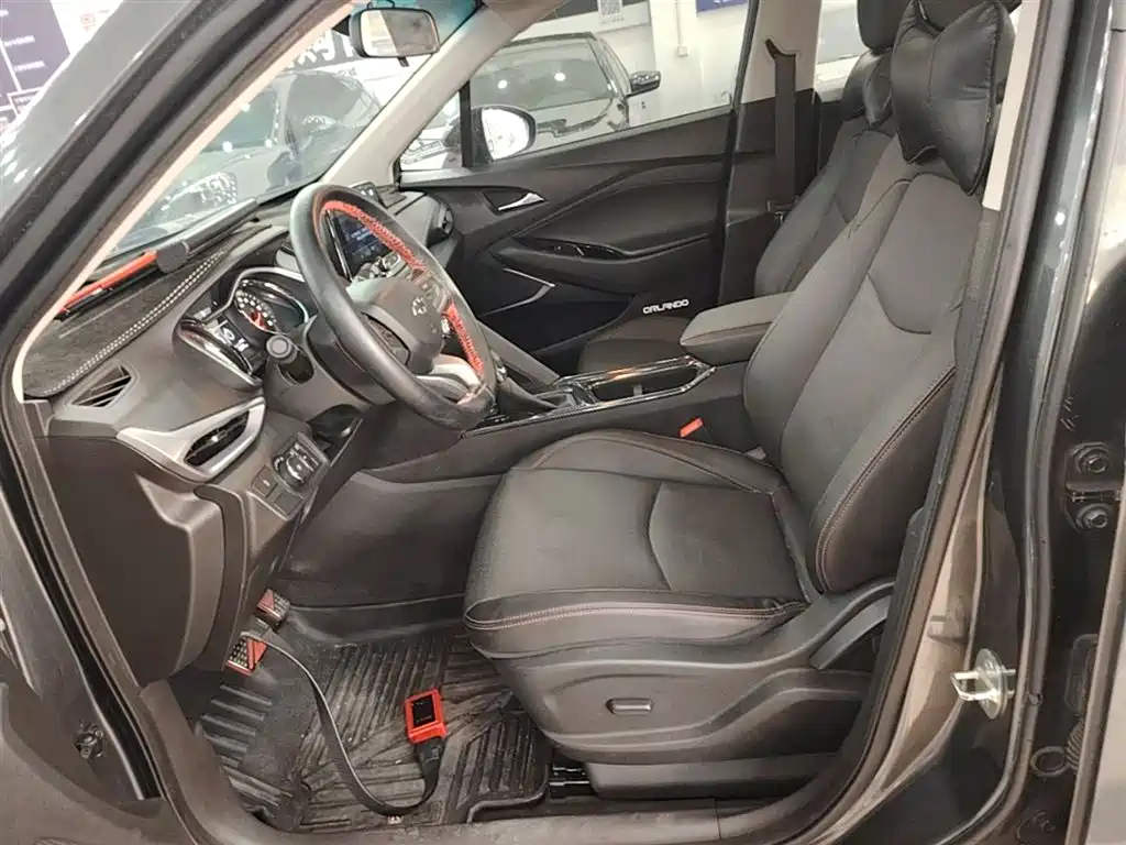 Chevrolet Volando 2018 Redline 530T Auto Premium Edition (5+2 seater) China V фото 11