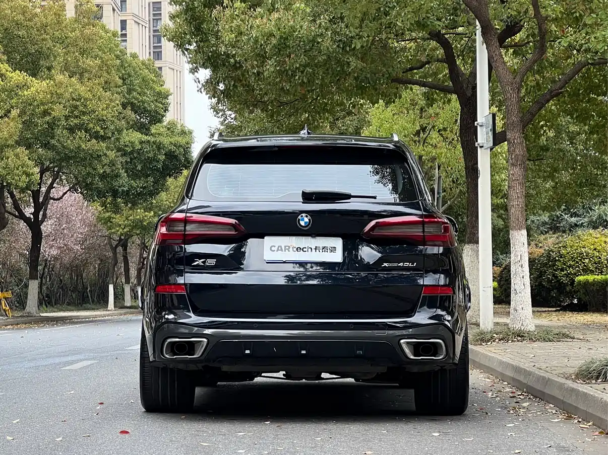 BMW X5 2022 xDrive 30Li M Sport Package фото 4