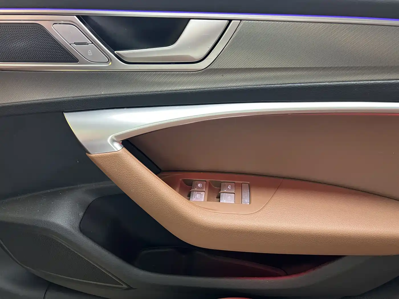 Audi A6L 2025 Model 45 TFSI Premium Dynamic + Ventilation Comfort Package фото 24