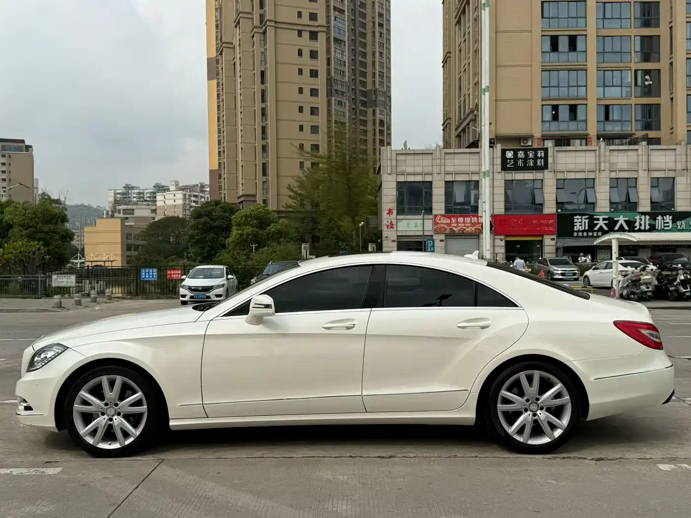 Mercedes-Benz CLS 2012 CLS 300 CGI фото 4