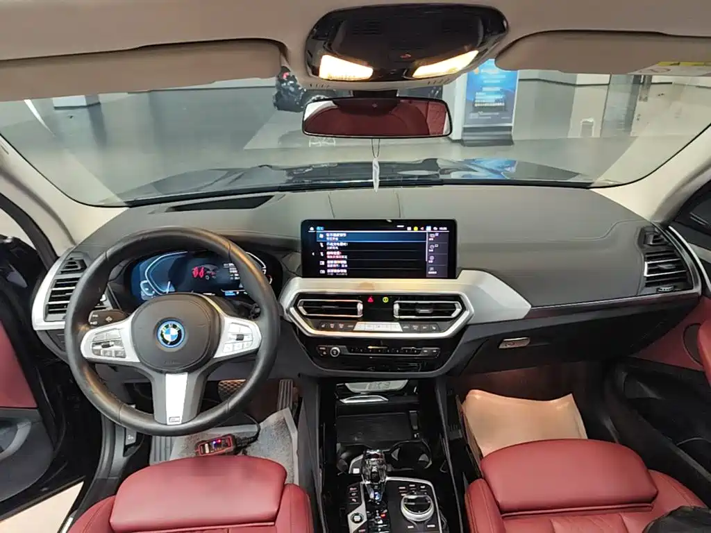 BMW iX3 2025 2024 Innovation Leader