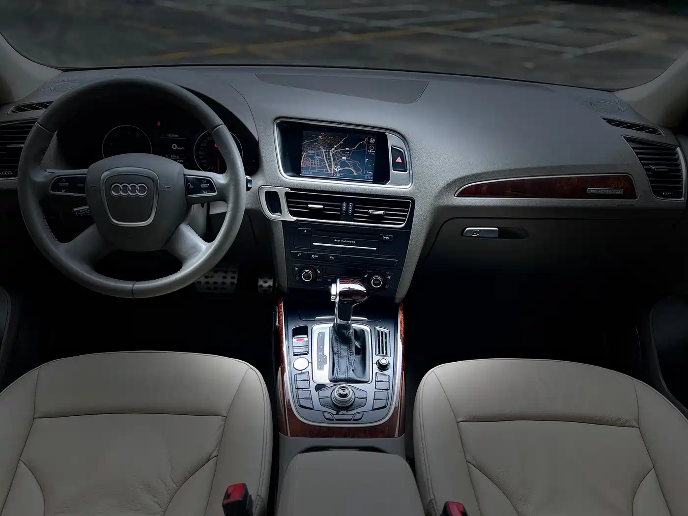 Audi Q5 2011 2.0TFSI Comfort фото 8