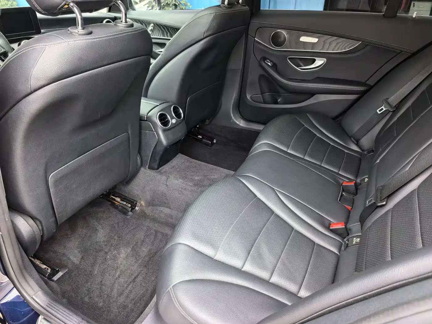 Mercedes-Benz C-Class 2015 Facelift C 180 L Sport фото 13