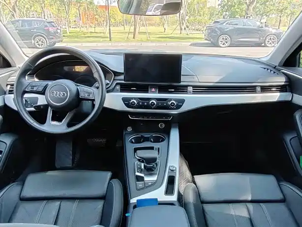 Audi A4L 2020 40 TFSI Fashion Dynamic Edition фото 5