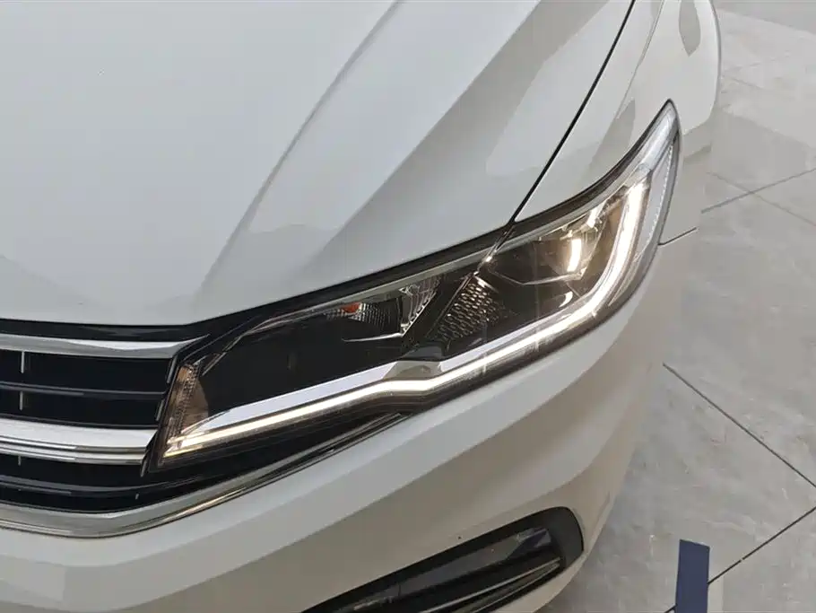 Volkswagen Bora 2020 1.5L Automatic Comfort фото 5