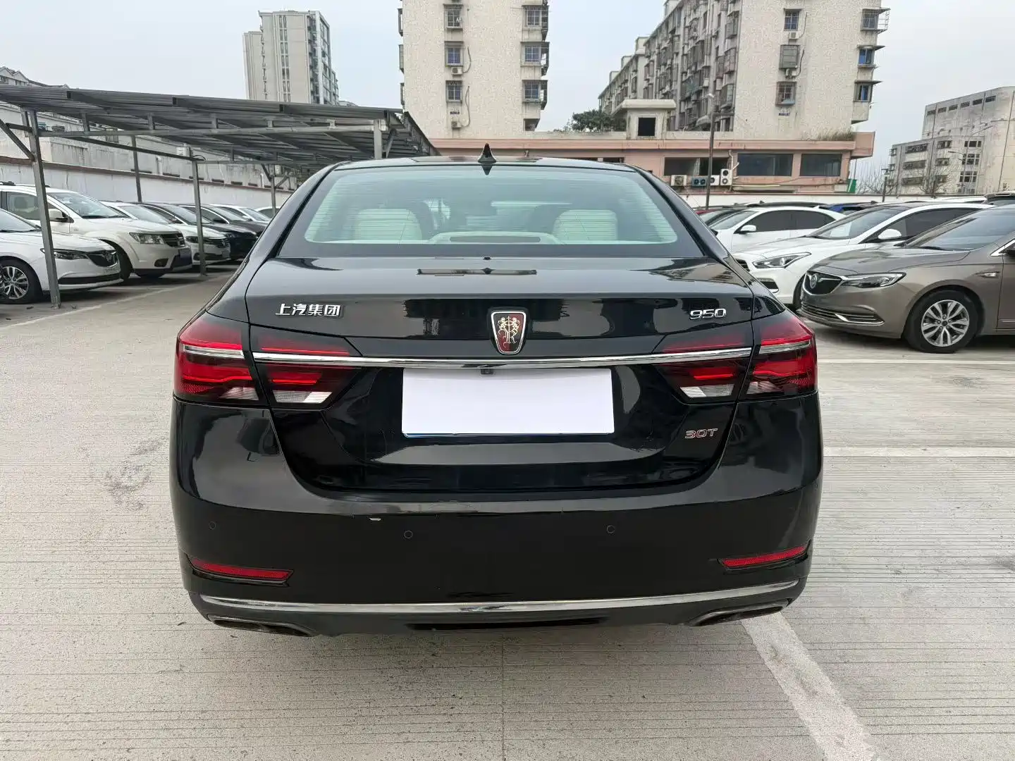Фото 9 - Roewe 950