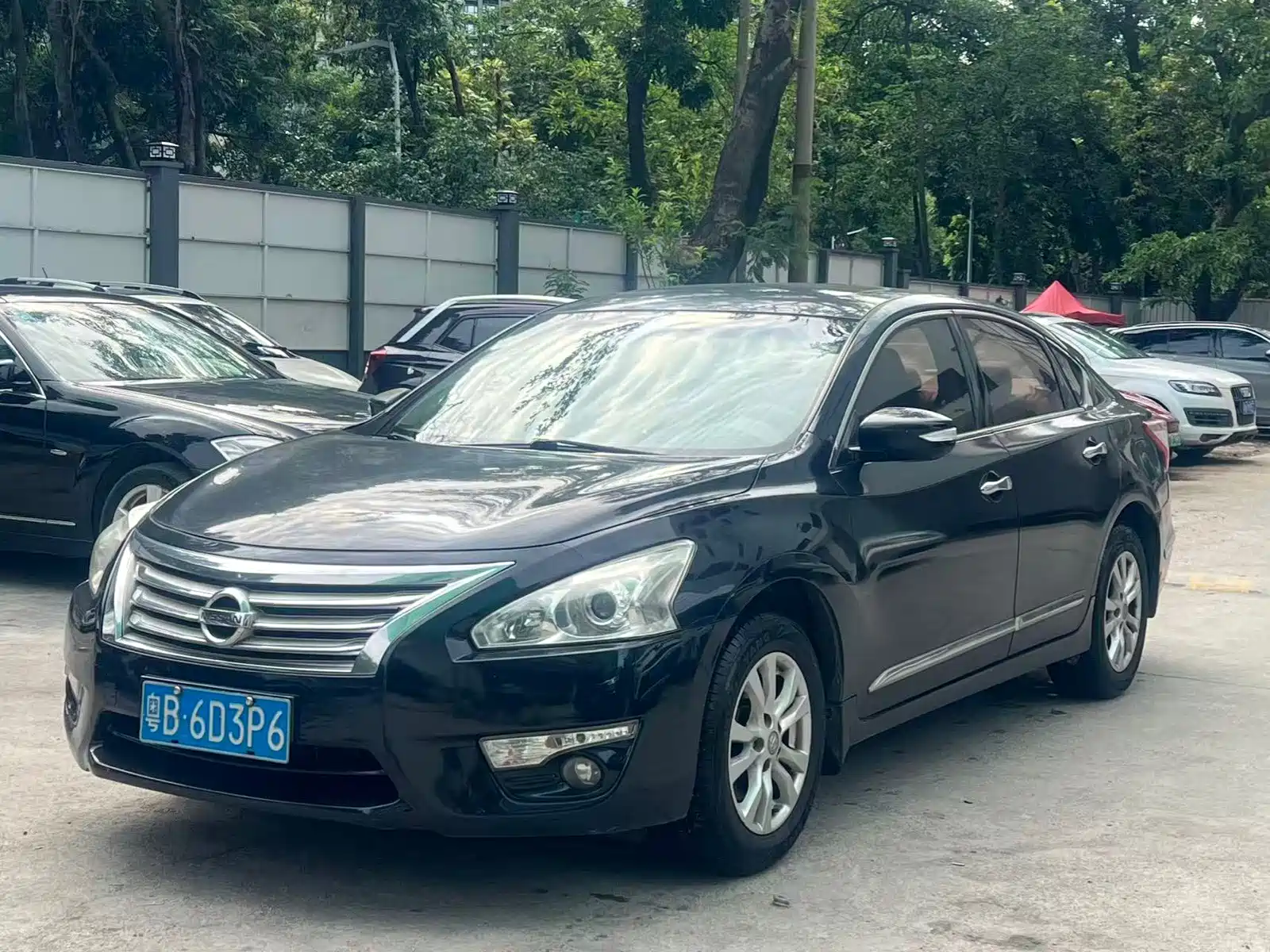 Фото 1 - Nissan Teana