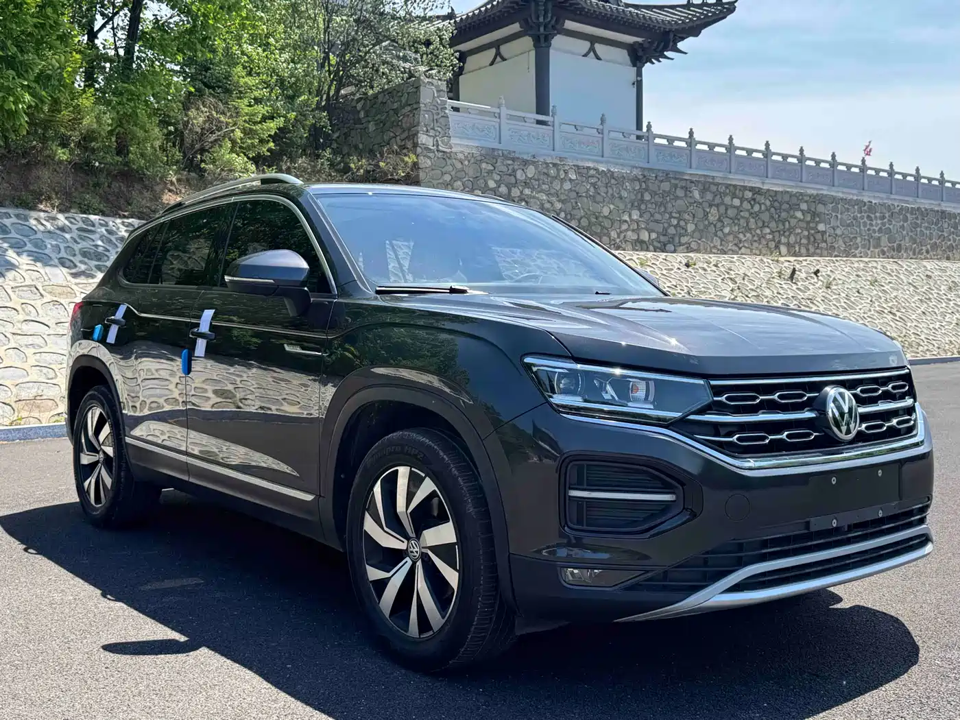 Volkswagen Tayron 2022 280TSI 2WD Luxury Smart Connect Edition фото 3