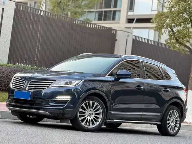 LINCOLN MKC