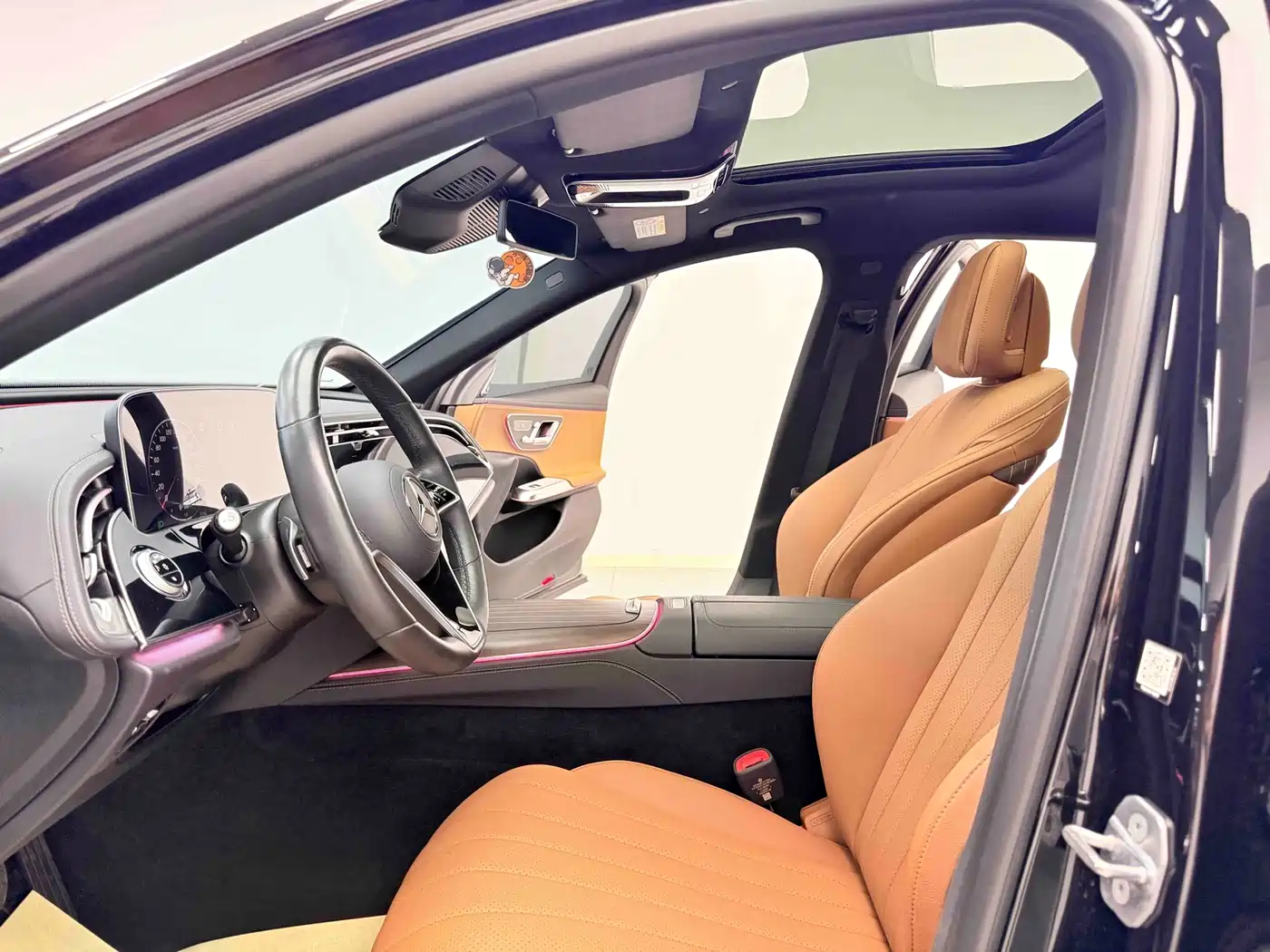 Mercedes-Benz E-Class New Energy 2024 E 350 e L Plug-in Hybrid Sedan фото 7
