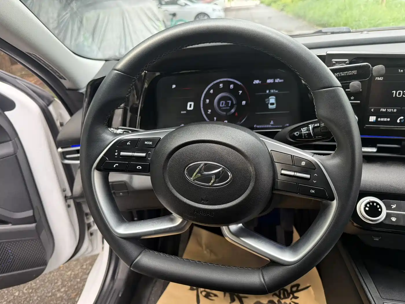 Hyundai Elantra 2022 1.5L CVT GLX Elite Edition фото 8