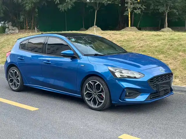 Ford Focus 2021 Hatchback EcoBoost 180 Automatic ST Line