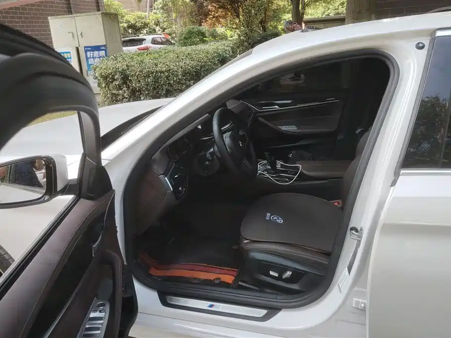 BMW 5 Series 2022 Facelift 525Li M Sport Package фото 9